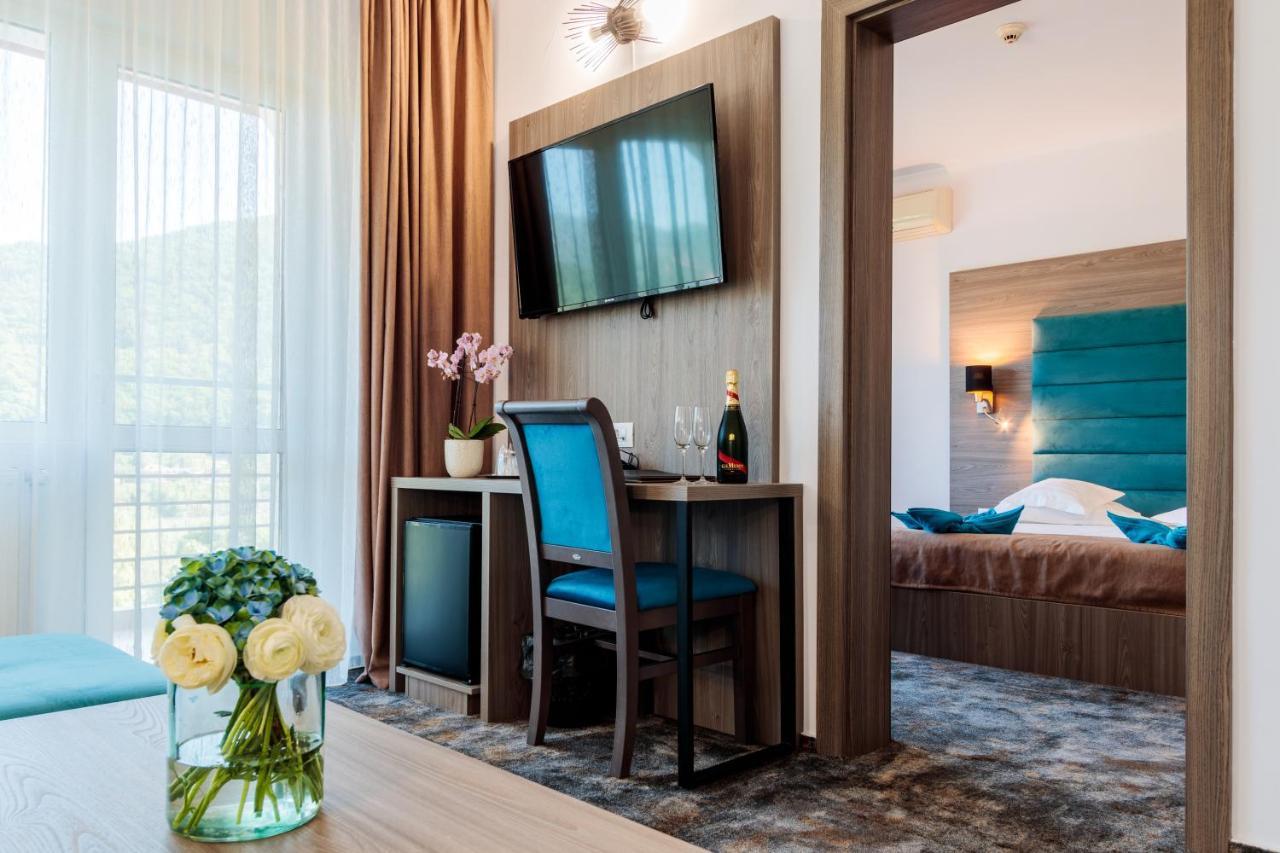 Hotel Orizont Călimăneşti Exterior foto