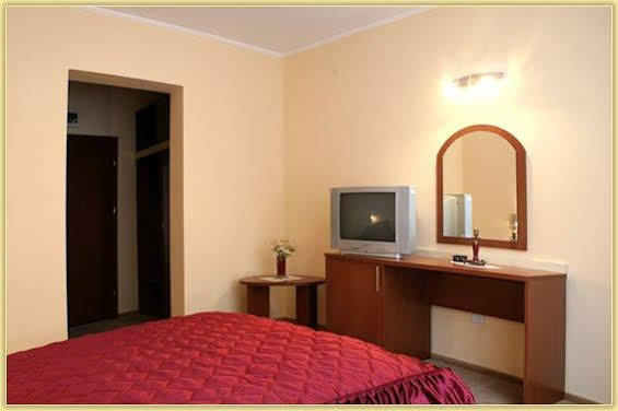 Hotel Orizont Călimăneşti Zimmer foto