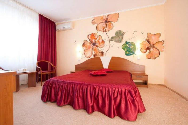 Hotel Orizont Călimăneşti Exterior foto